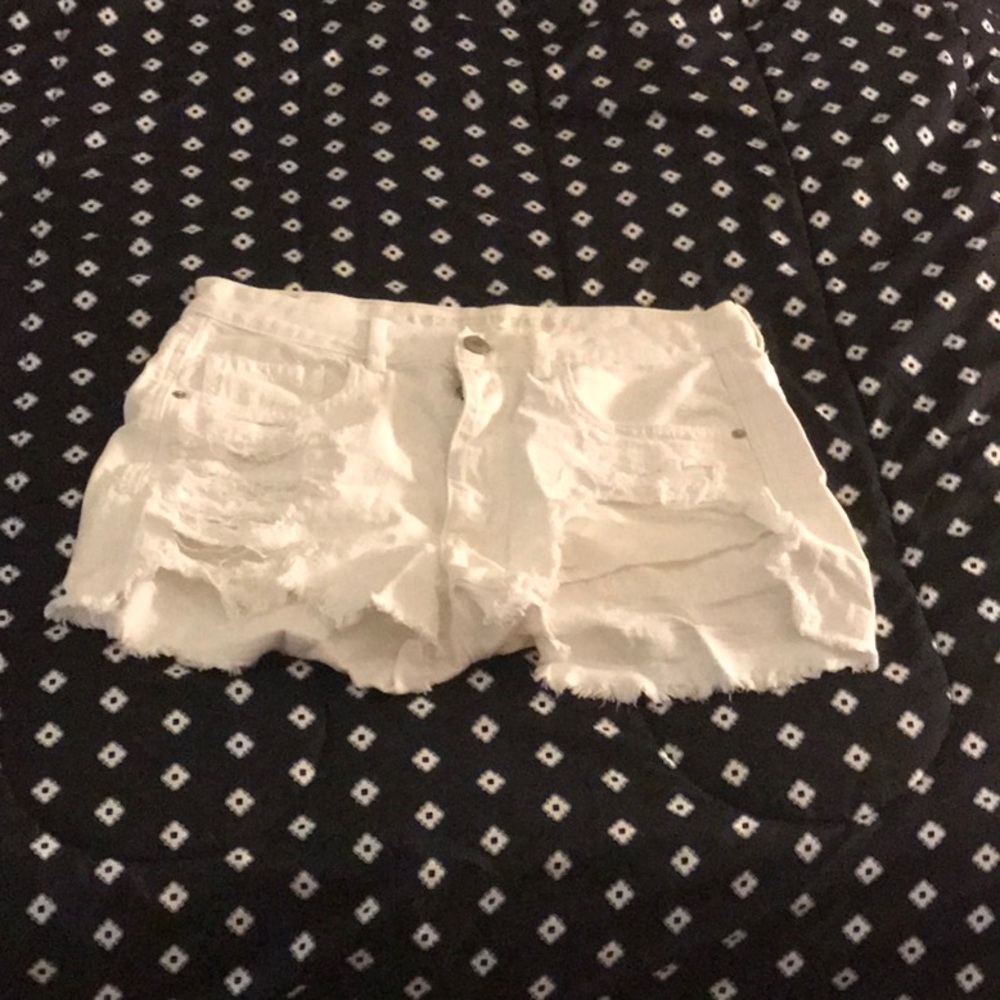 High Waisted AE Ripped Shorts